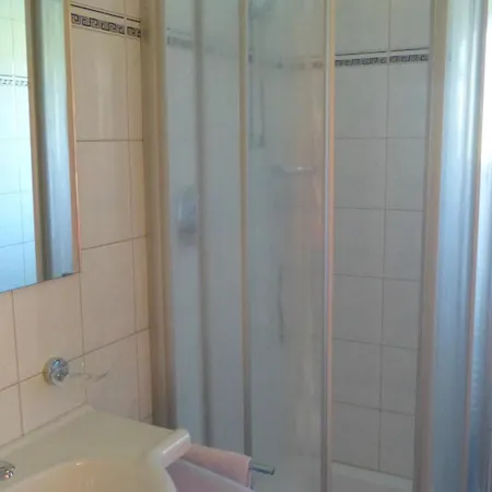 دار ضيافة مانويلا - فاميلي رانتنر