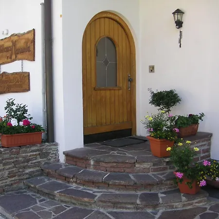 Pensión Gaestehaus Manuela - Familie Rantner 3*