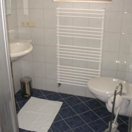 Gaestehaus Manuela - Familie Rantner Pensjonat 3*